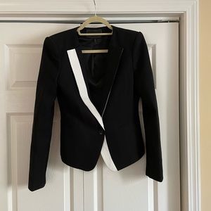 BCBGMAXAZRIA Blazer